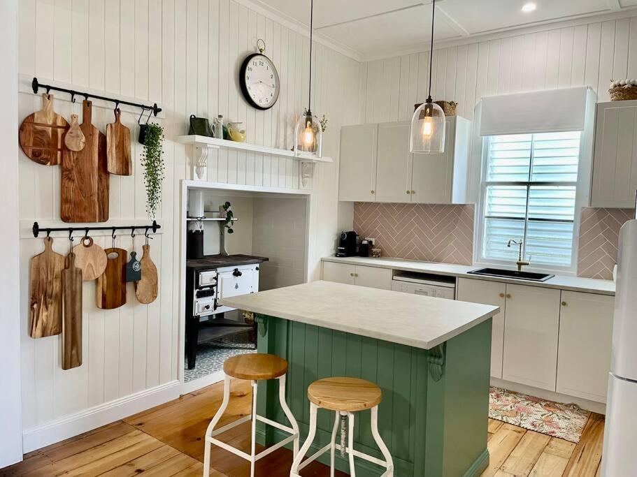 Holiday home Gorgeous Arthouse Queenslander In Ipswich Bundamba