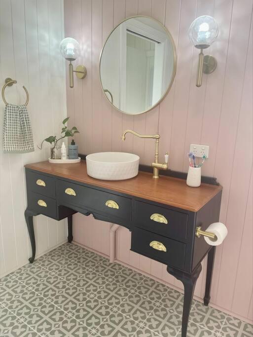 Gorgeous Arthouse Queenslander In Ipswich Holiday home Bundamba